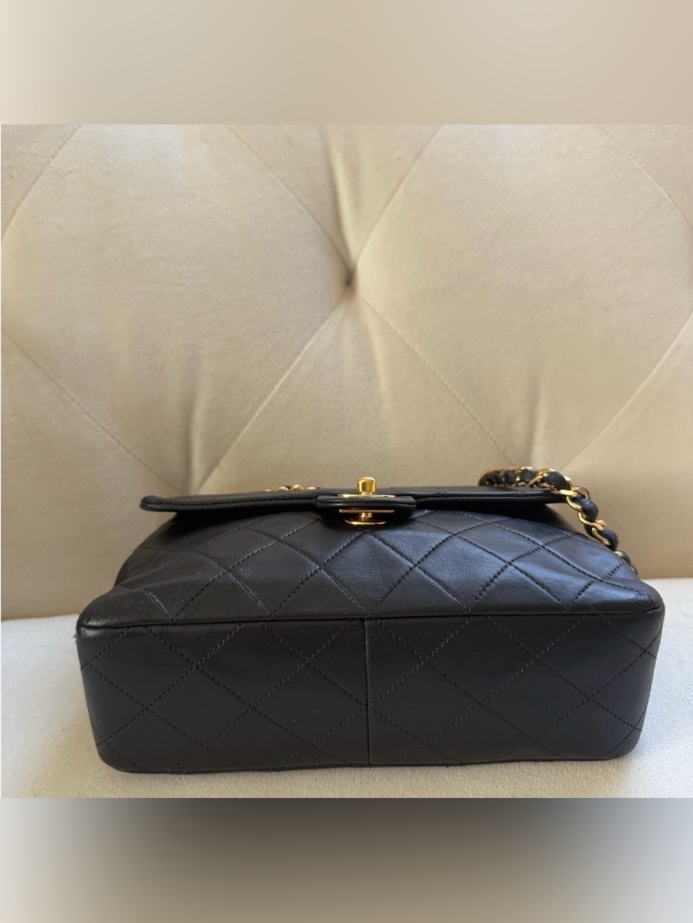 Chanel Classic Square Black Leather 24k Gold plated hardware Bag - Picture 5 of 9
